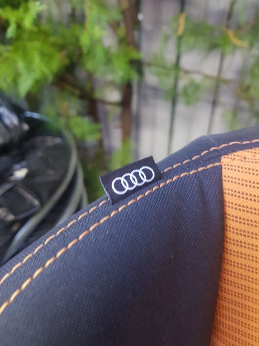 Vand scaun auto pentru copil 15-36 kg