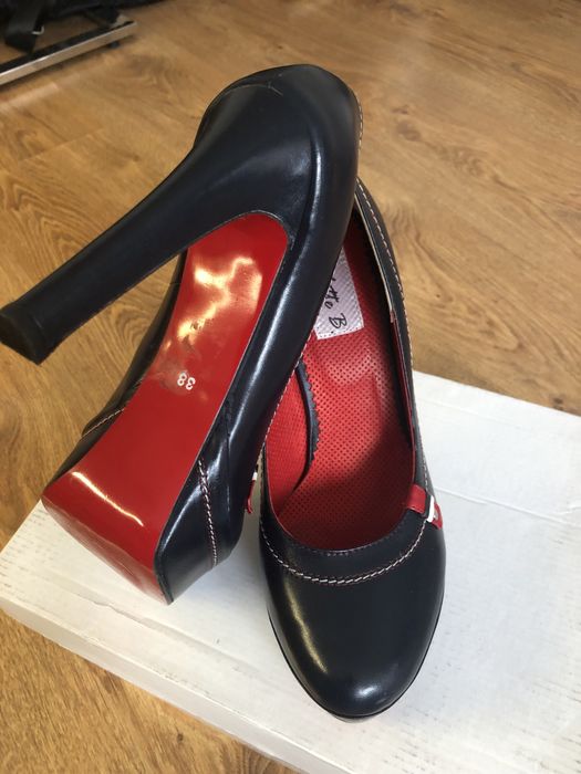 Уникални обувки “Tom Tailor”