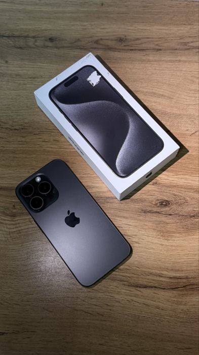 iPhone 15 pro 256 gb