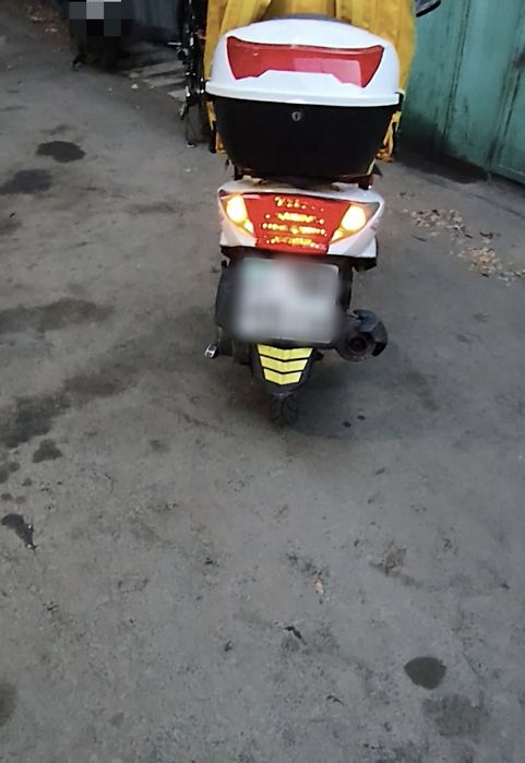 M8 мопед сатылады