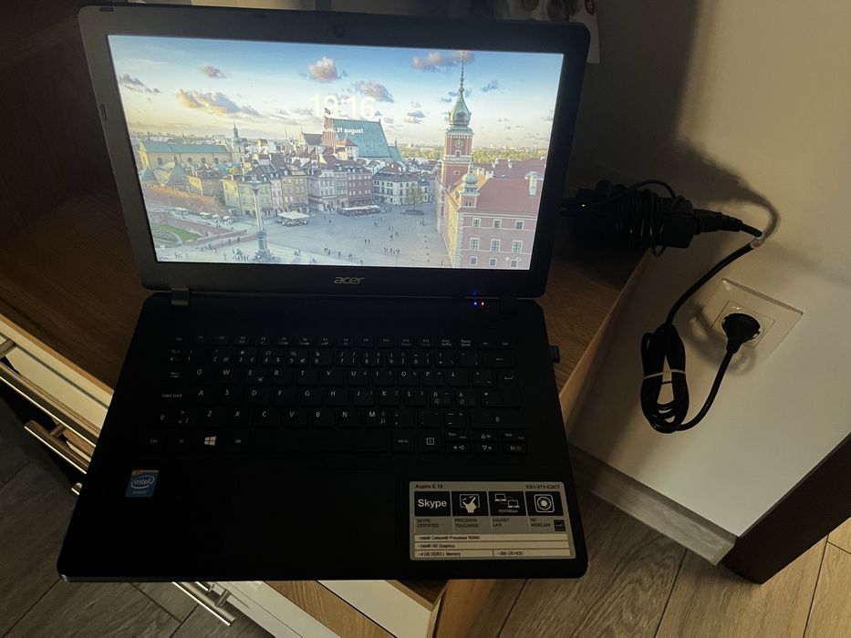 Laptop Acer impecabil