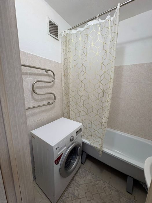 Сдается 2 комнатная квартира