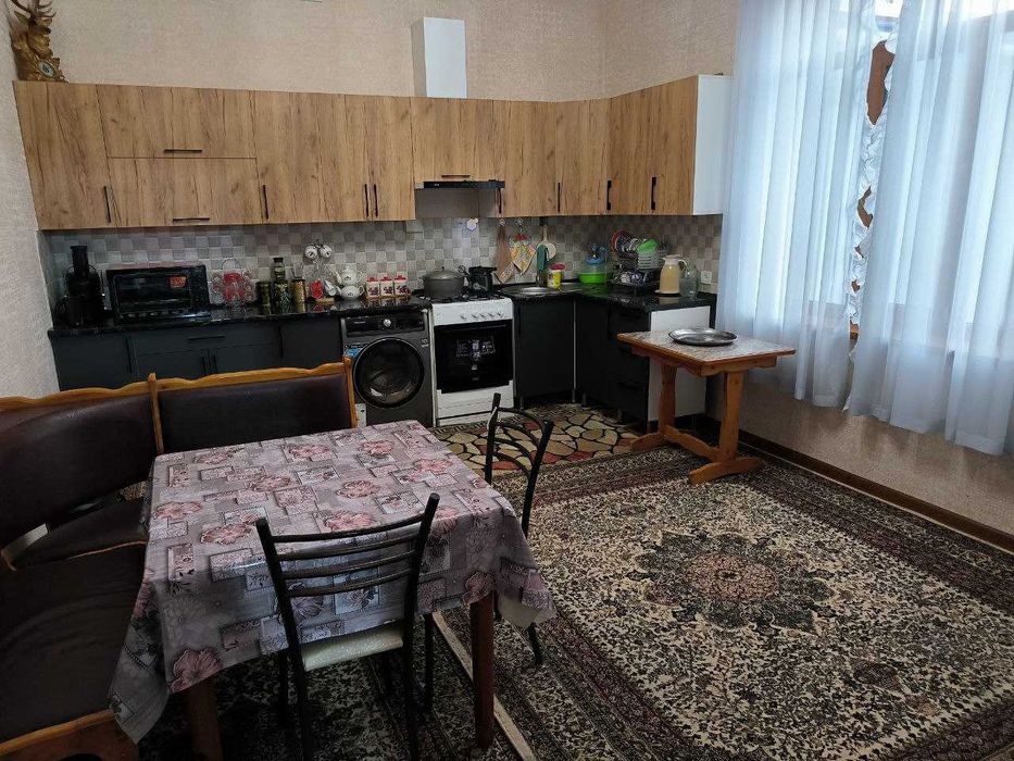 Продается капитальный 2х этажный дом на 6 соток в МСГ Алишеробод.