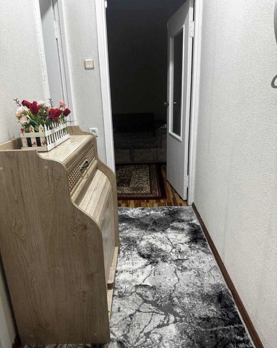 Продается квартира Ялангач, Эко базар 2/4/4