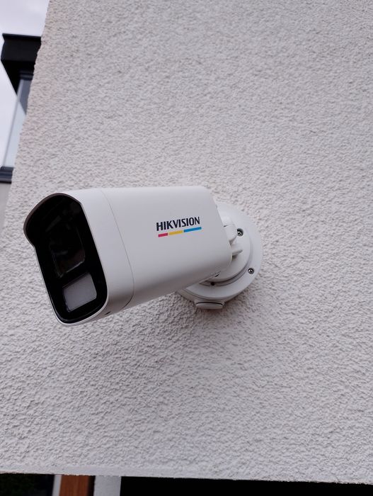 Montaj camere supraveghere HikVision