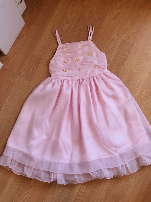 Rochita roz de printesa varsta 5 ani Nou