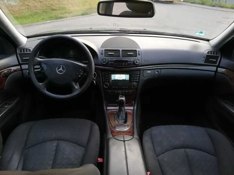 Mercedes-Benz W211 270cdi 177к.с. седан автомат се продава на части