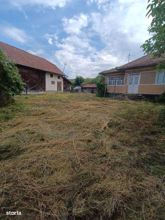 Casa cu anexe comuna Letca 39000eur neg