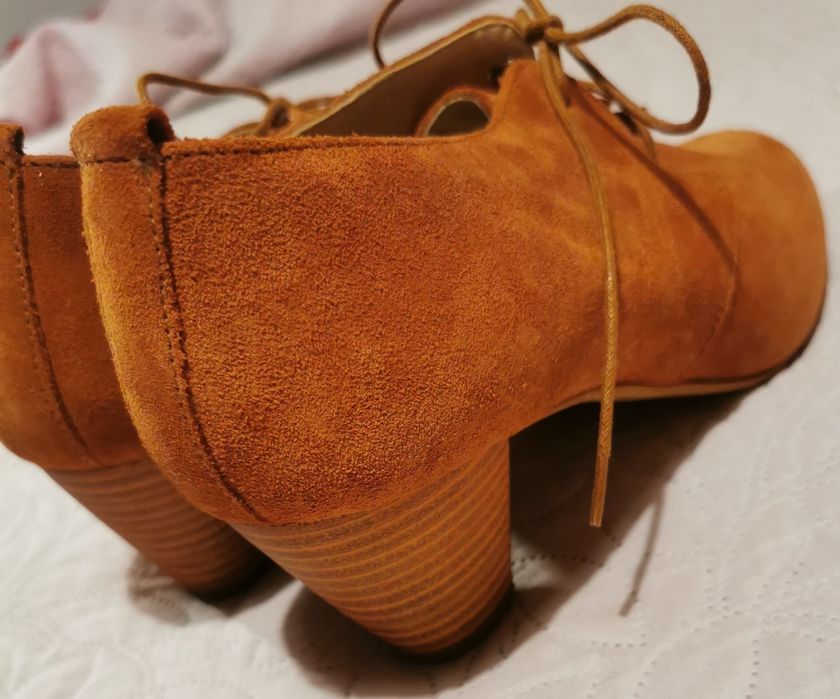 Дамски обувки на ток естествена кожа 38н-р