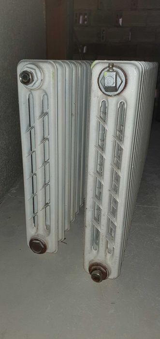 Чугунен(и) радиатор(и)