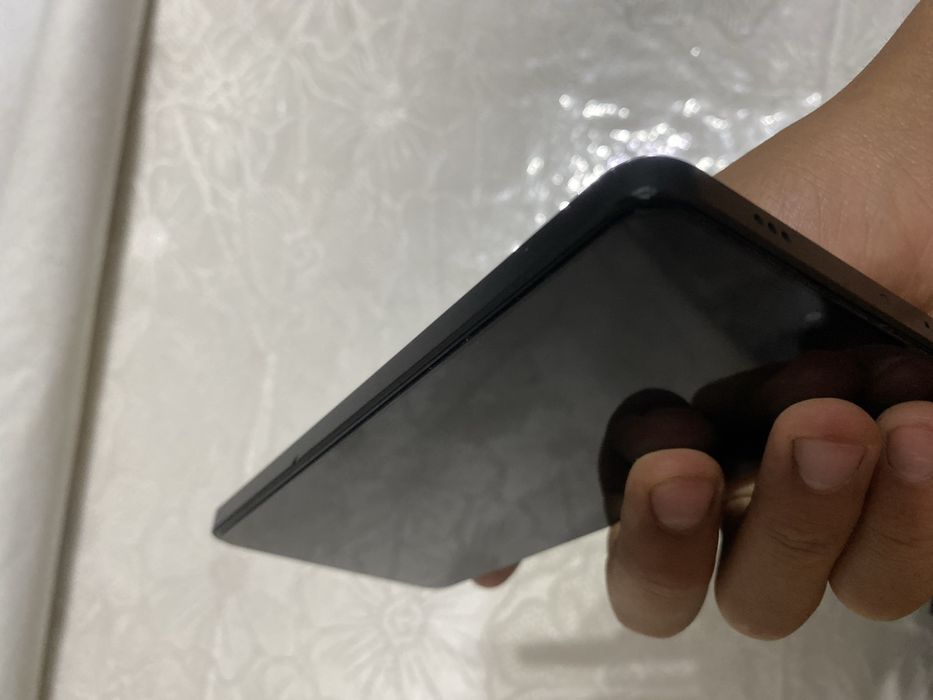 Poco x6pro srochna sotiladi