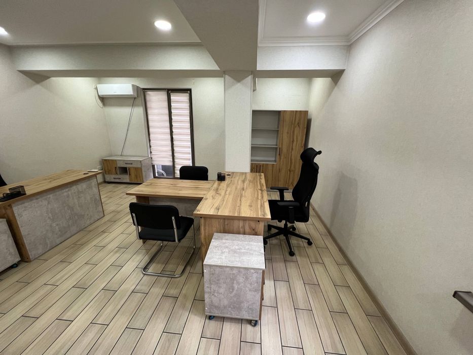 Аренда под офис С МЕБЕЛЬЮ! 43м2 Бизнес Центр! Яккасарай! 650у.е