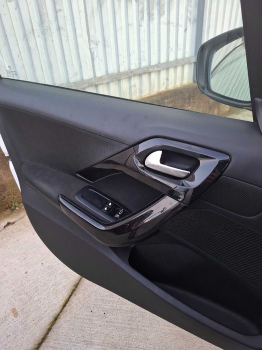 Peugeot, 208, 1.4 diesel, automata, 2013