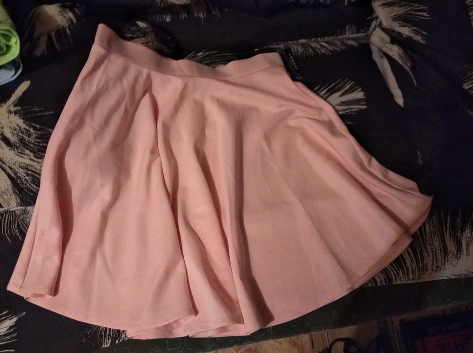 Продам юбки женские.