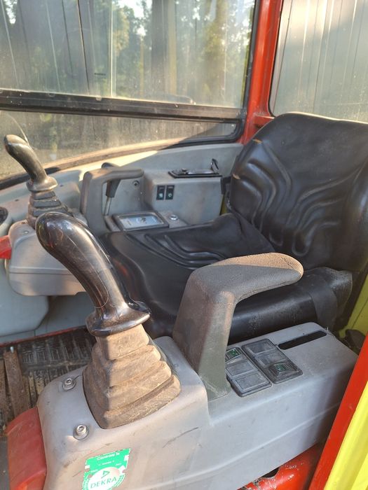 Мини багер Volvo