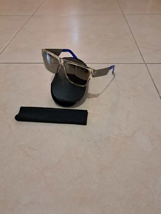 Слънчеви очила CARRERA