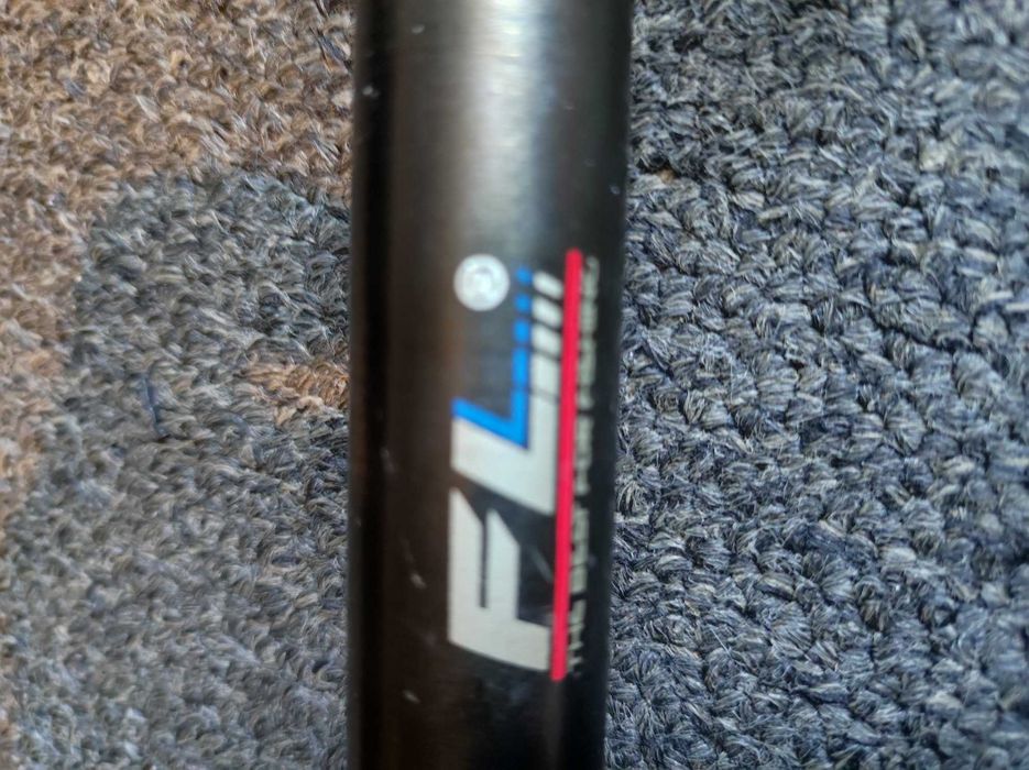 Lanseta FL STRONG RIVER 3.9 + mulineta MIFIME 7000