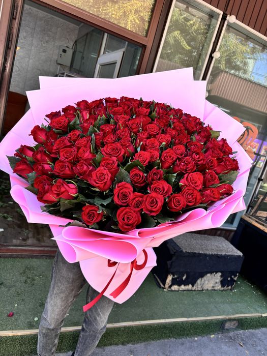 Акция 101 роза 35000
