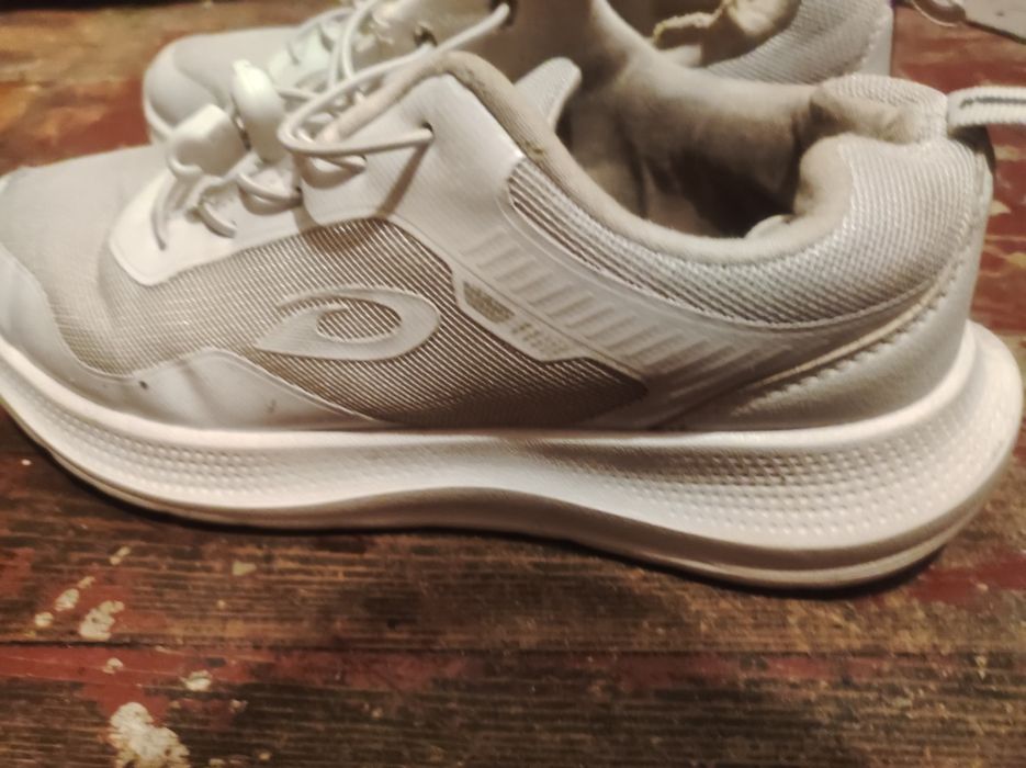 Красовка продаётся размер 36-37 б у