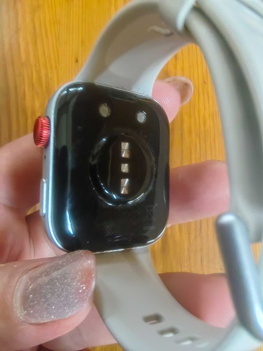 Смарт часовник като нов