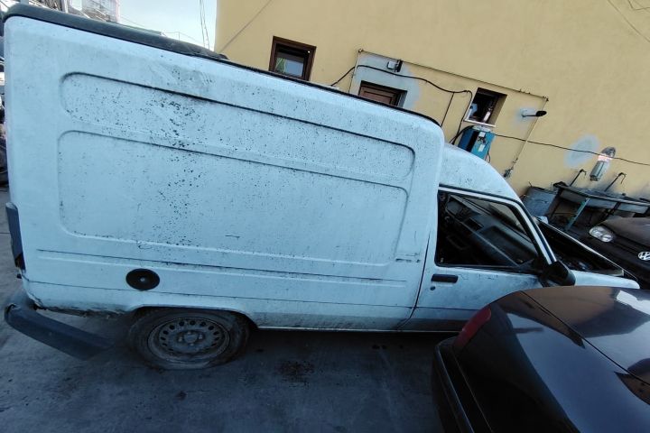 Capota motor Renault Express 2000
