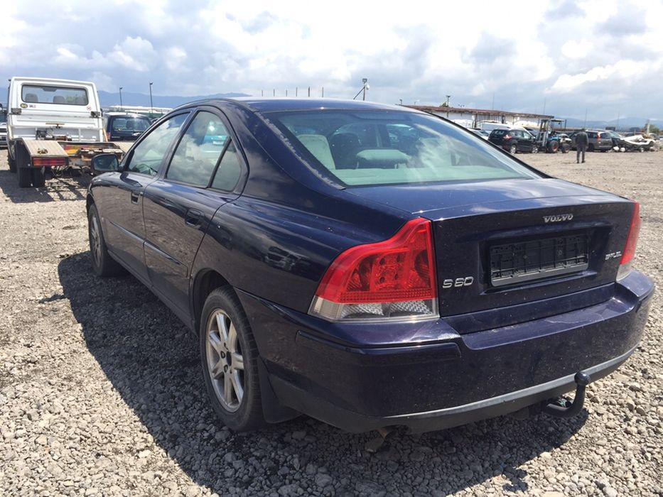 Volvo S60/2.4i/2.4 D5/2003г,На части