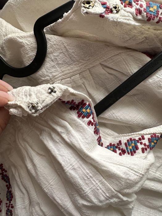 Ie traditionala romaneasca