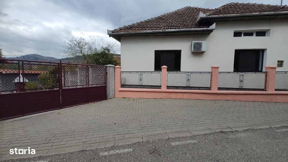 Casă De Vânzare În Șoimuș – Poziție Centrală, Teren 1.479