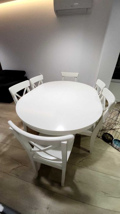 Комплект маса със столове