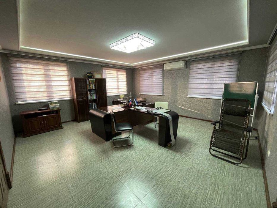 База 11 соток Зангиотинский район Тахта Базар строения 1500 м²