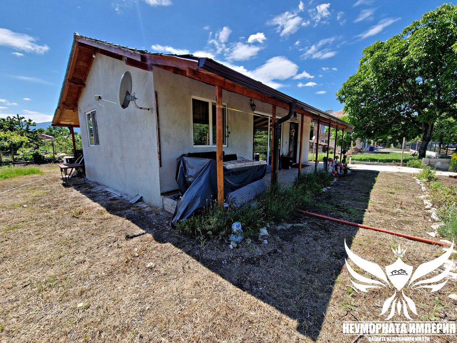 Продава се Къща в с. Избеглии, Област Пловдив - 102 кв.м за 746 €/кв.м - Снимка #1