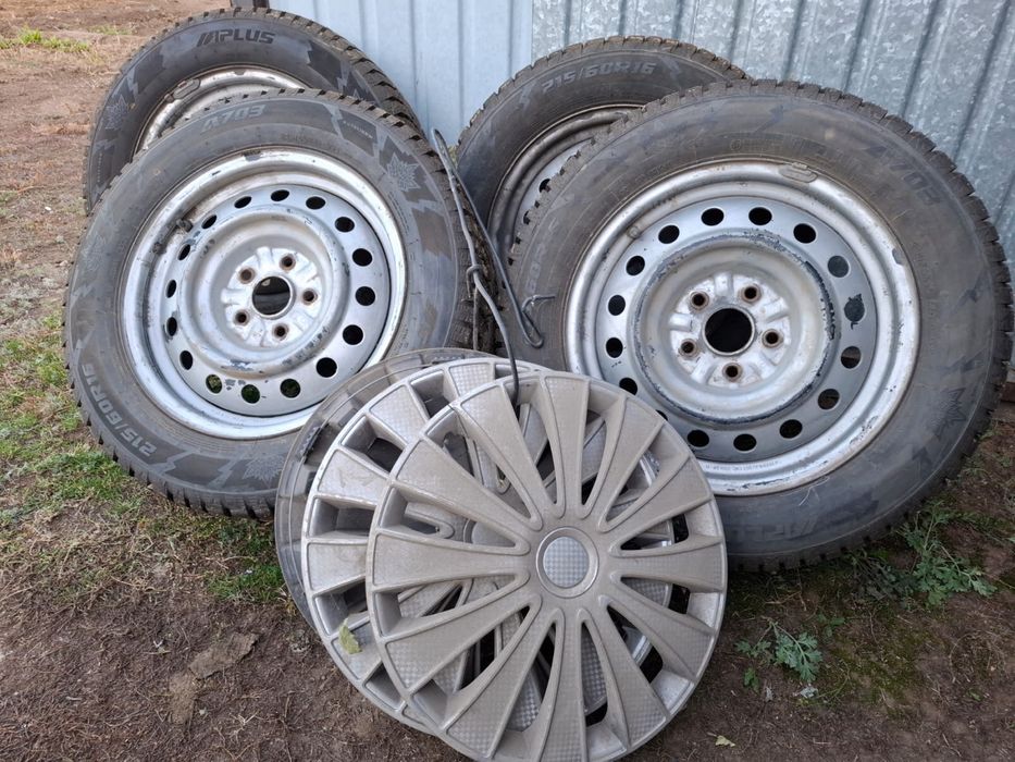 Продам зимние шины с дисками, с датчиками давления
