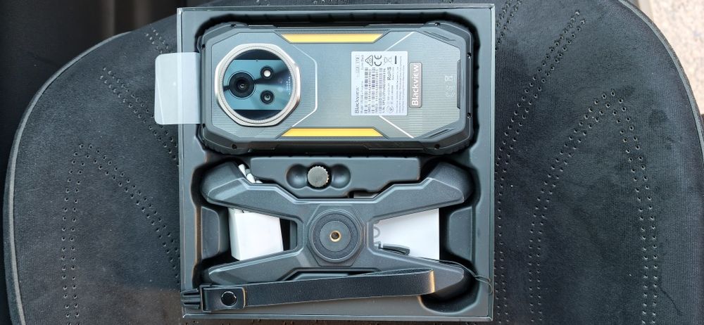Blackview Xplore 2 projector