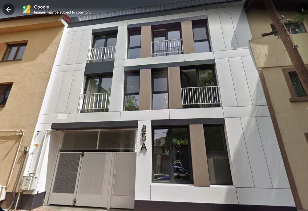 Inchiriere Post Manichiura/Pedichiura Utilitati + Apa si Cafea Gratuit