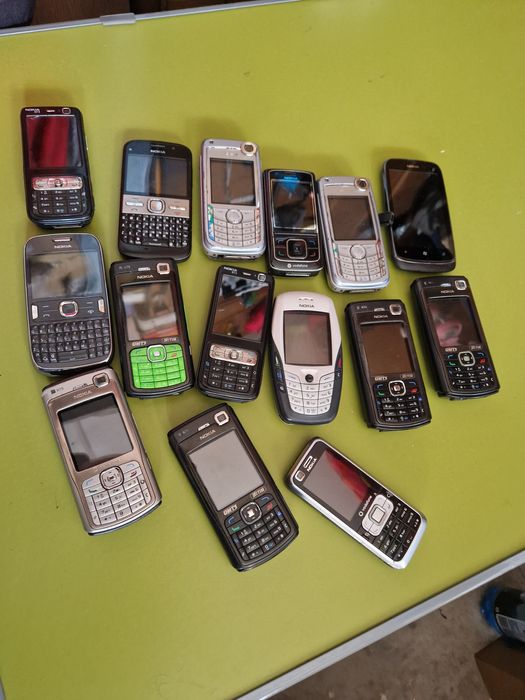 Telefon Nokia cu incarcator original