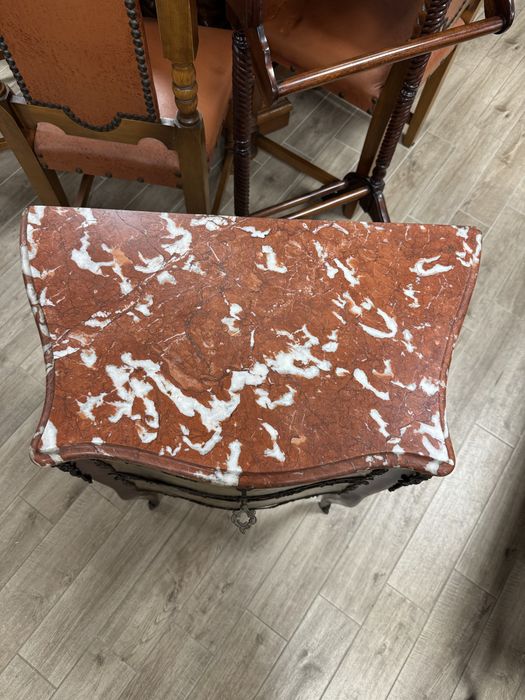 Comoda din lemn cu picturi manuale, elemente bronz si blat marmura