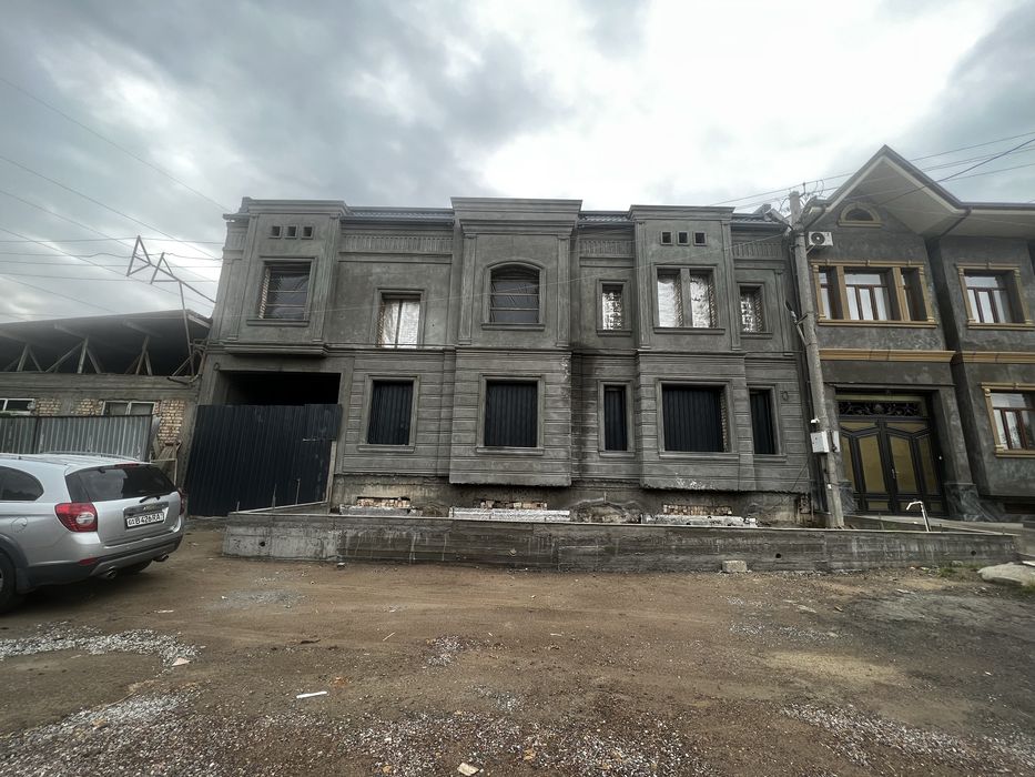Ховли уй сотилади 4.5 сотка
