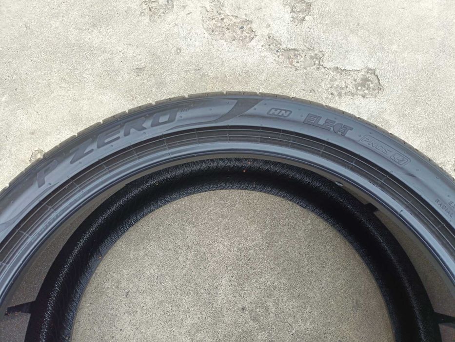 O anvelopa vara 275 35 21 pirelli p zero pz4 profil de 6,8 mm 2024