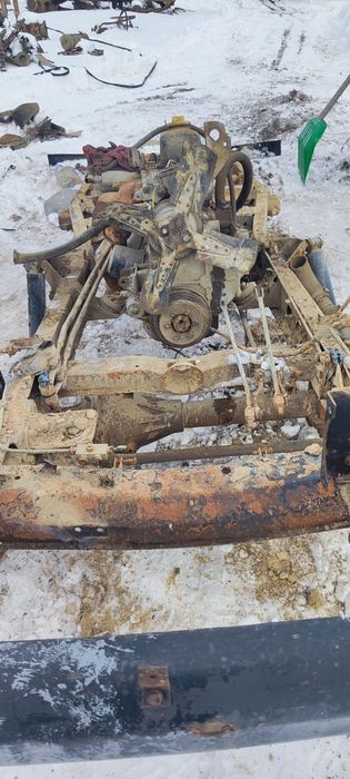 Уаз запчастіге сатылады