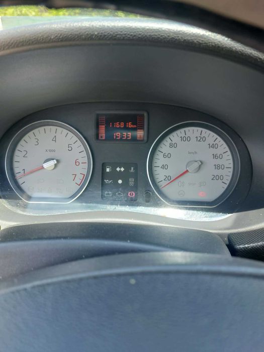 Vand Logan 1.6 116.000km af.2009