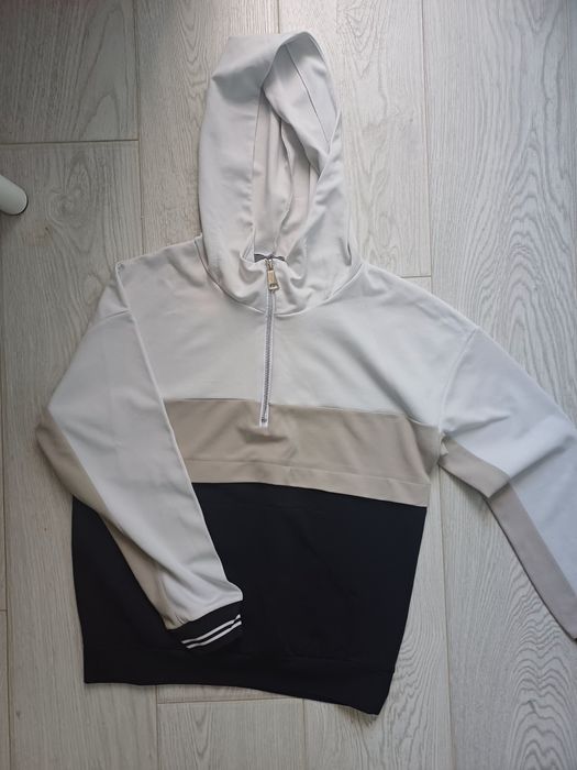 Блуза за момиче.