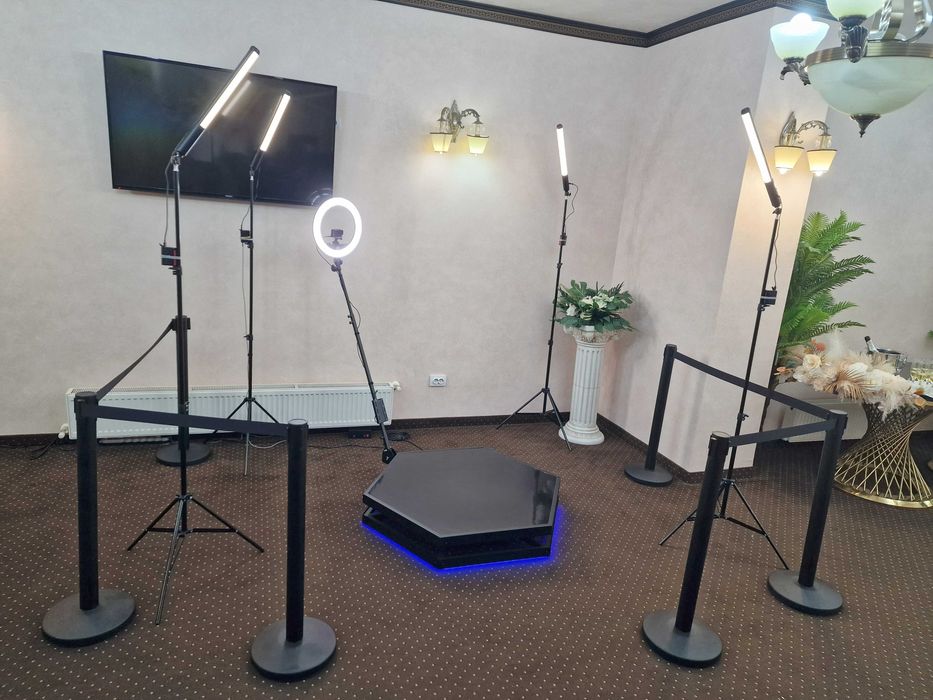 Platformă video 360° hexagonala, capacitate 6-8 persoane