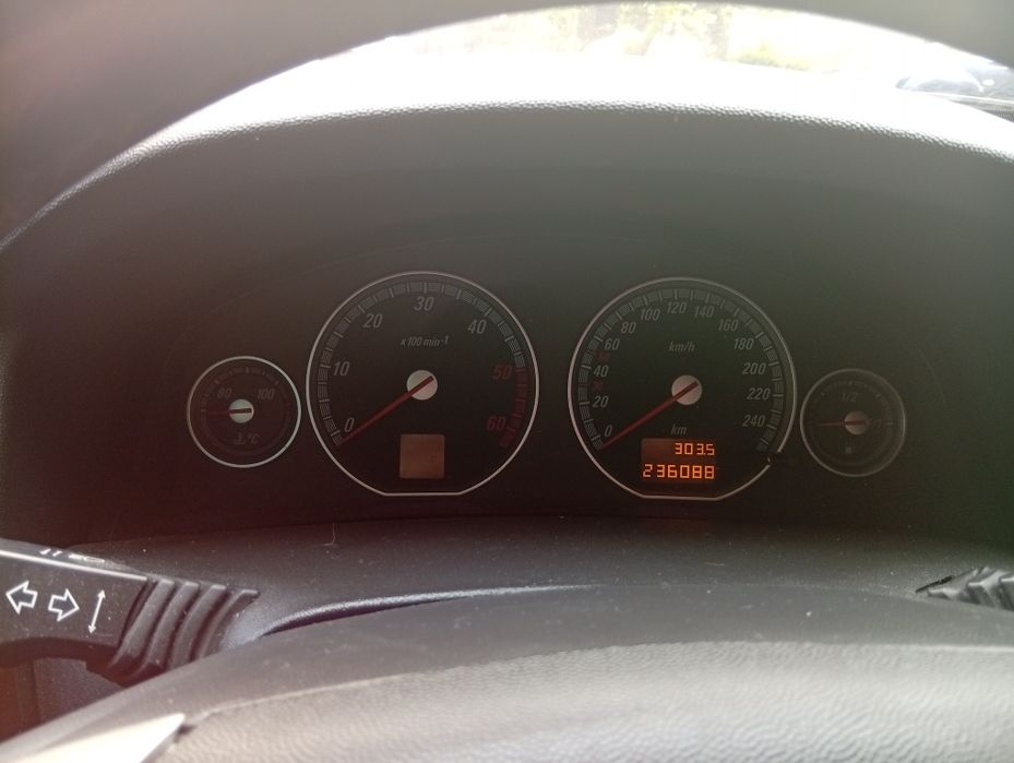 Опел Вектра Ц запазена