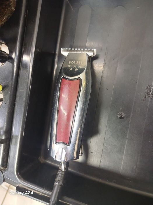 Акантовични машинка детелер сотилади срочна 300 минг сум