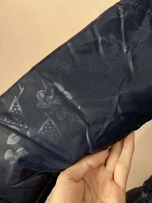 Куртка на девочку новая