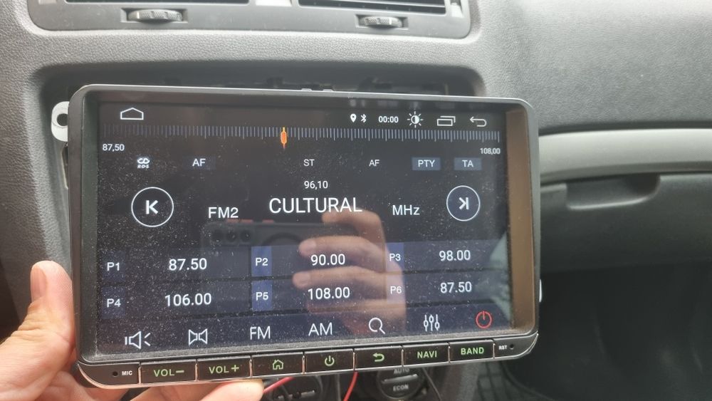 Radio Navigatie Carplay Android Auto Volkswagen Golf Passat Tiguan Skoda Octvia Superb Fabia Seat Altea