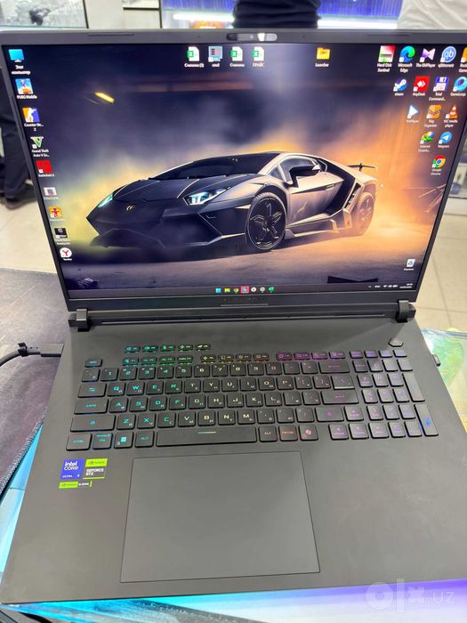 Продаётся ASUS ROG Strix SCAR 18 Ultra 9 64GB 3TB SSD RTX 5090