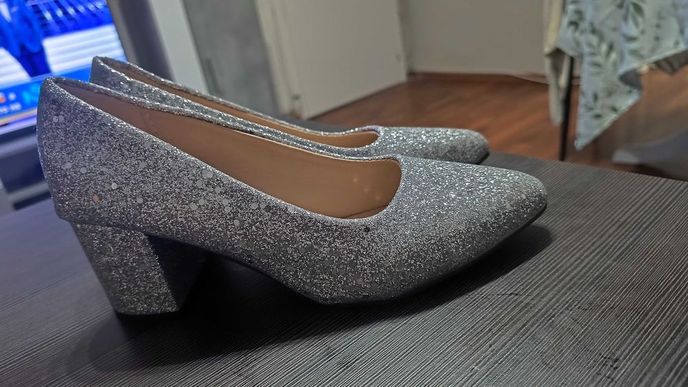 Красиви и удобни обувки