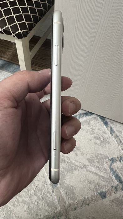 iPhone (айфон) 11