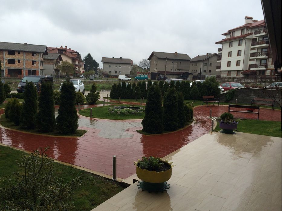 Давам под наем обзаведено студио к-с " Алпин Лодж "